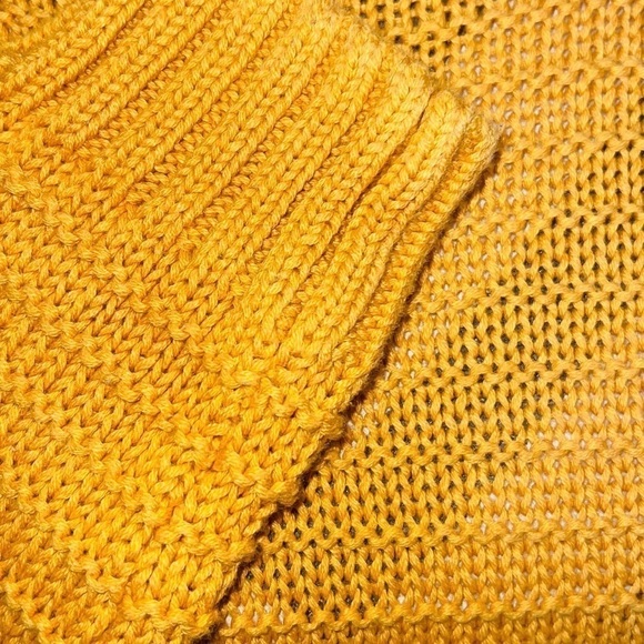 DIVIDED H&M Lagenlook Mustard Gold Oversized Sweater Acrylic Small - Picture 2 of 5